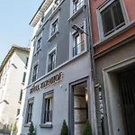 Kernhof Self Check-in Zurique